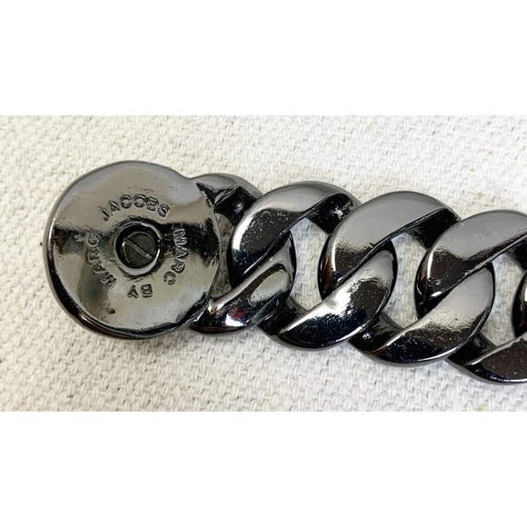 Marc by Marc Jacobs Katie Turnlock Chain Bracelet - Picture 4 of 7